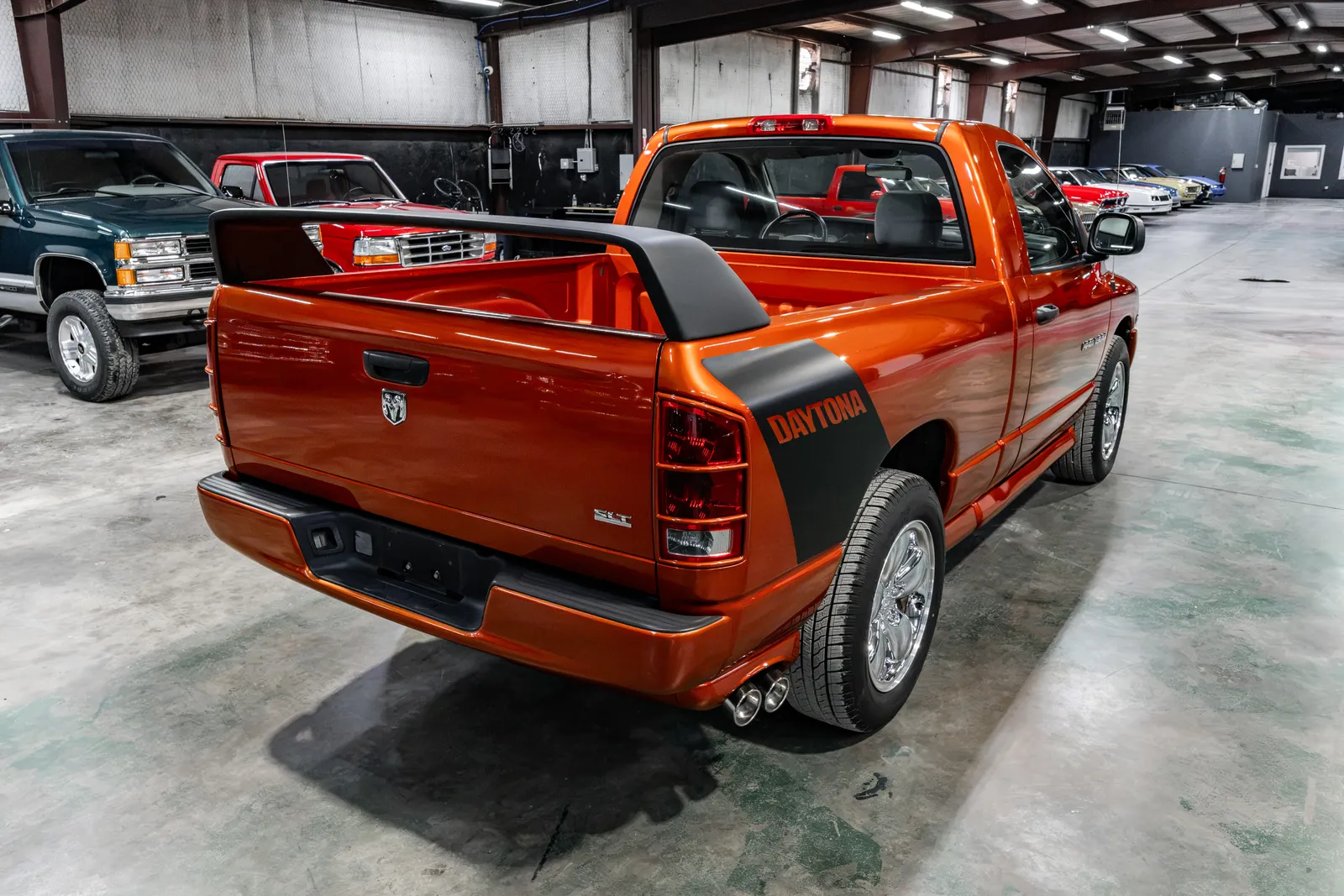 One Owner 2005-Dodge-Ram1500-TangerineMetallic-1D7HA16D35J627475--37A.jpg